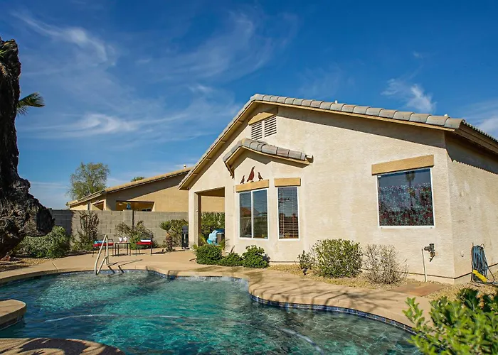 120th Holiday home Avondale