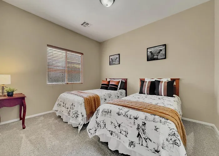 Holiday home 120th Avondale